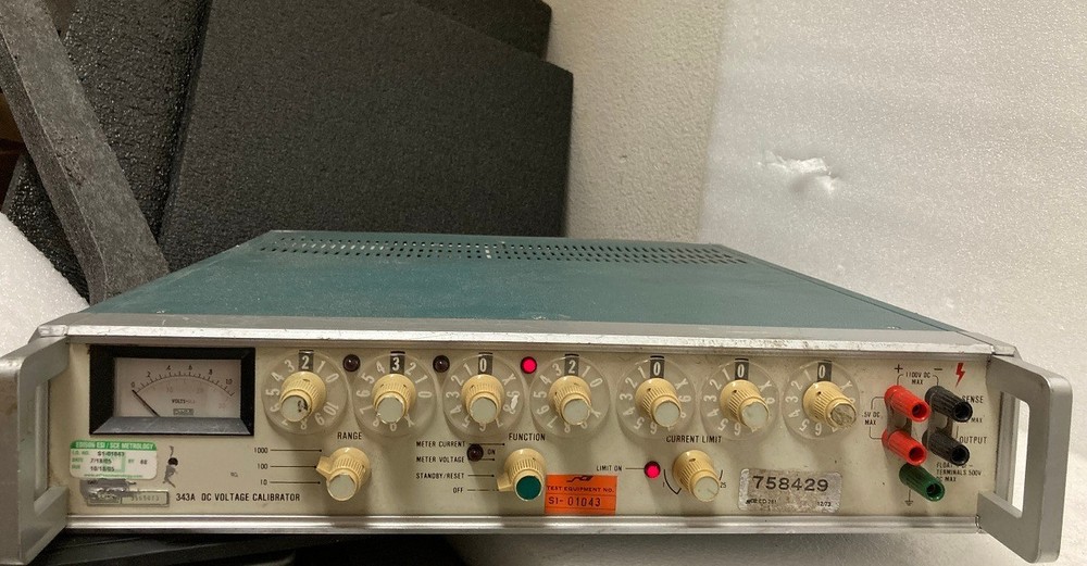 Fluke 343A DC Voltage Calibrator