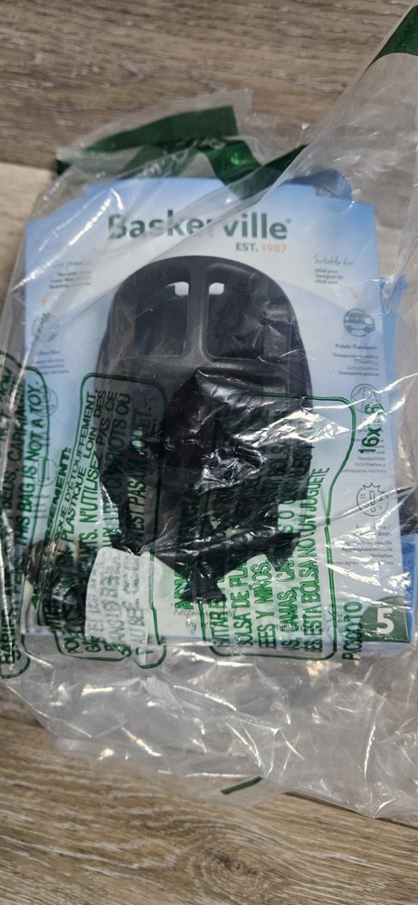 Baskerville Ultra Muzzle Dog Training Accessory, Size 5, Black