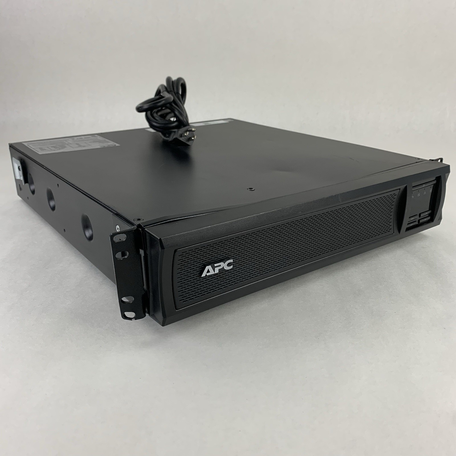 APC SMX1500RM2UCNC Battery Backup UPS Tested Bent No Net Card No Batt No Caddy