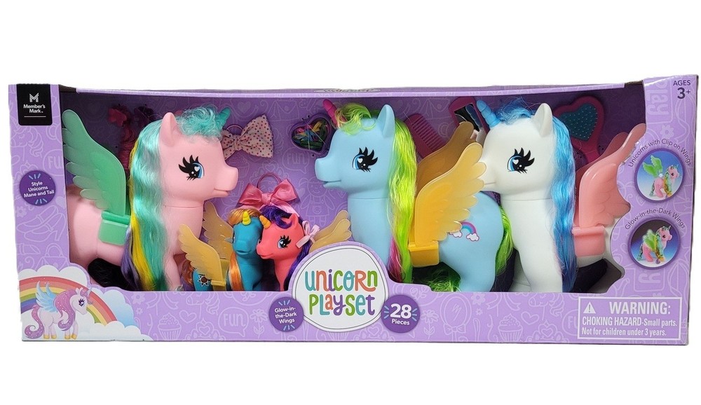 Member Mark Unicorn Set with GlowintheDark Wings 28Piece