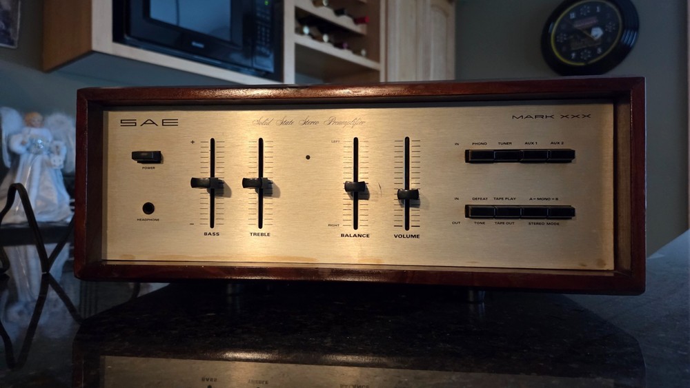 SAE Mark XXX stereo preamplifier