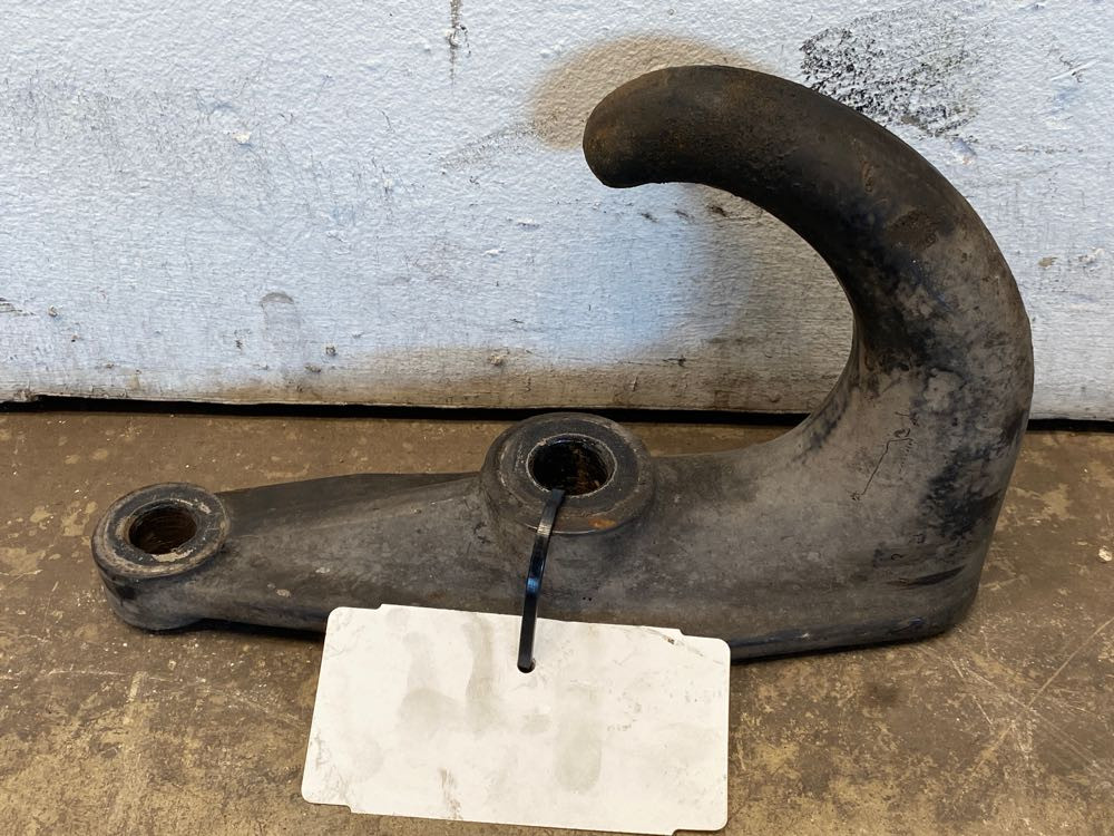 Freightliner Tow Hooks & Couplings (731-10201)