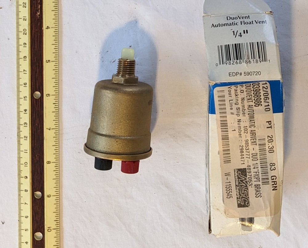 NEW Watts 590720 1/4" DuoVent Automatic Float Vent