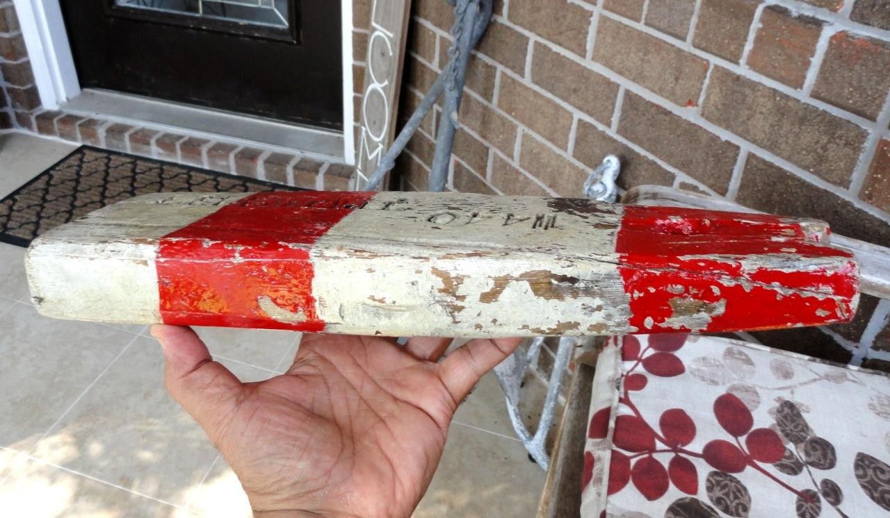WEATHERED DISTRESSED WOOD Nautical Red & White Lobster Buoy E FL LANGILLE 11440