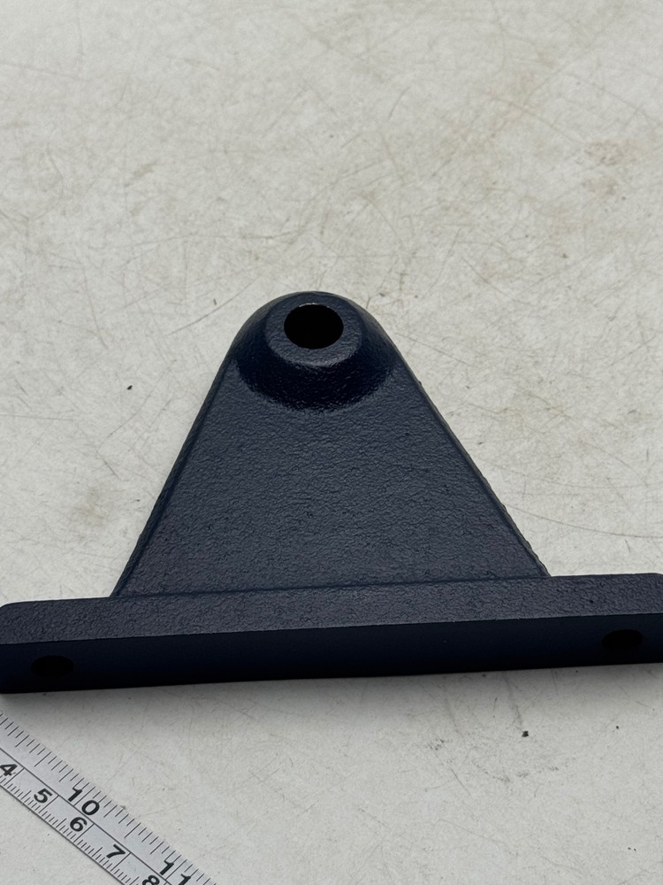 Cast Iron Mounting Bracket Triangular Mount 50026 Flat Base Hole Hardware Set