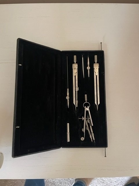 Vintage Old Compass Set Collectable