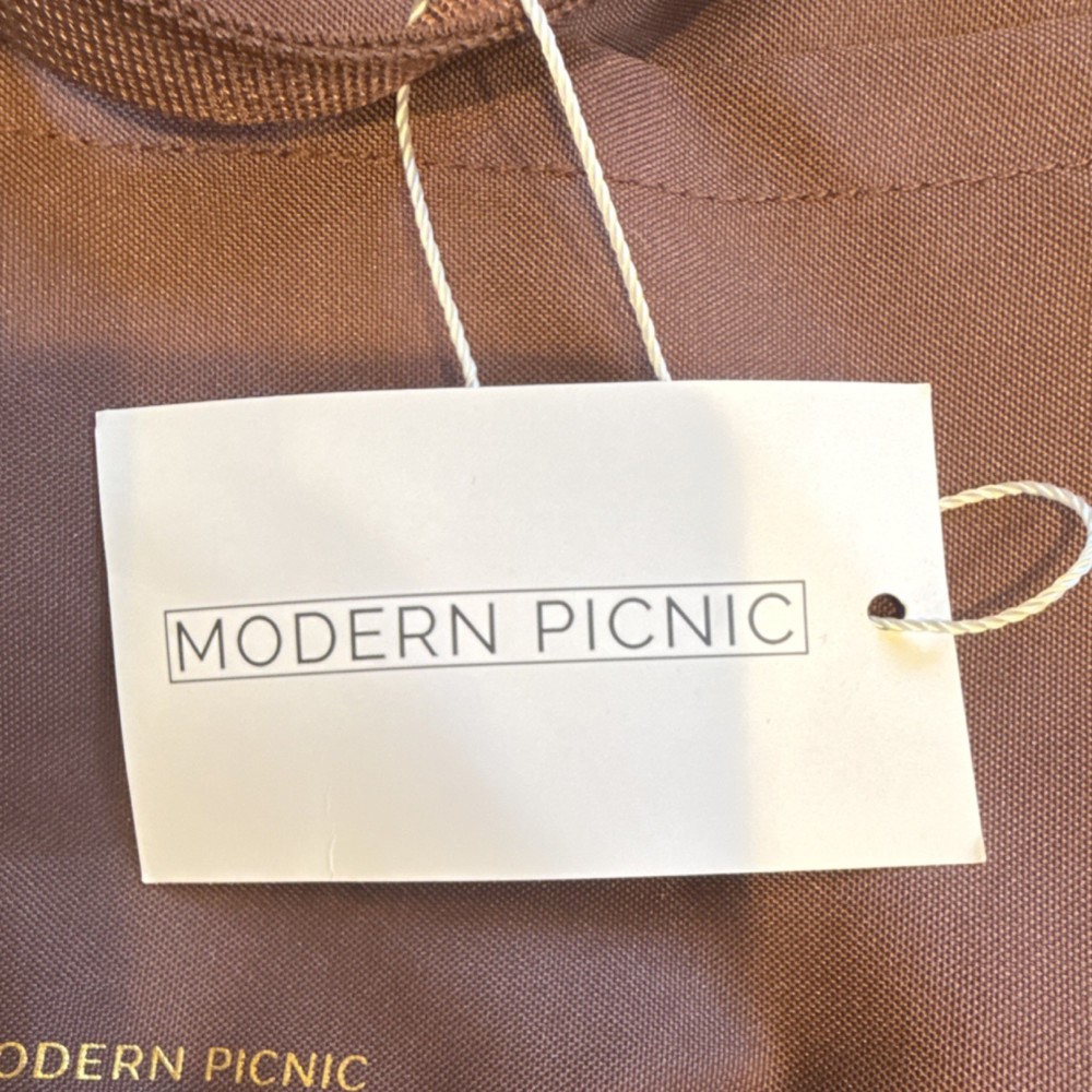 Modern Picnic Brown Rectangular Polyester Lunch Tote Bag Reusable Easy Clean
