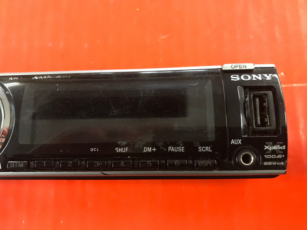 Sony CDX-gt630ui faceplate face plate