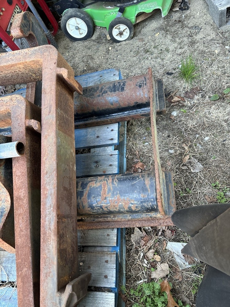 CAT Wheel Loader Forks 48"
