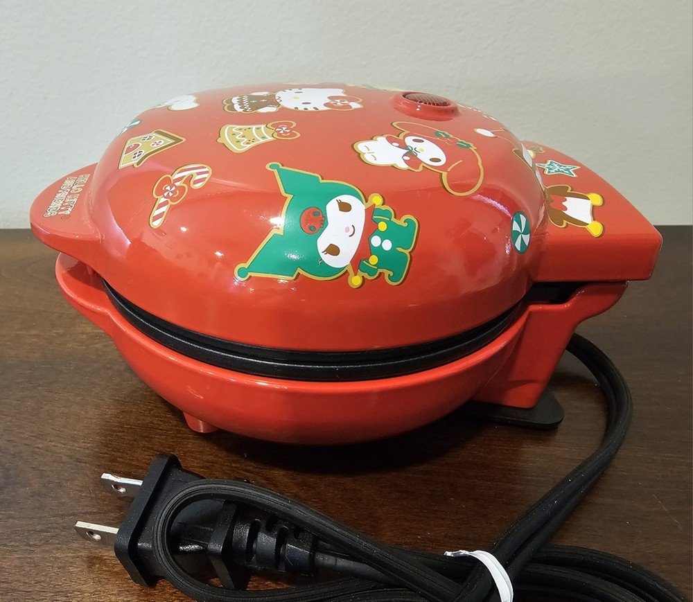 Hello Kitty And Friends Christmas Waffle Maker