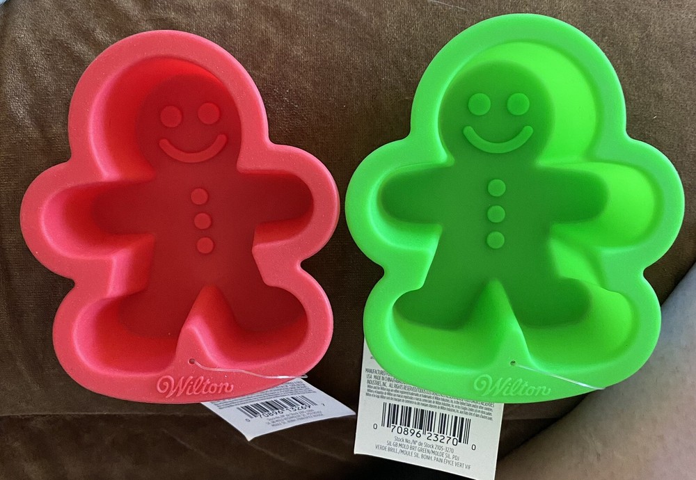 4 Wilton Gingerbread men Mini silicone molds