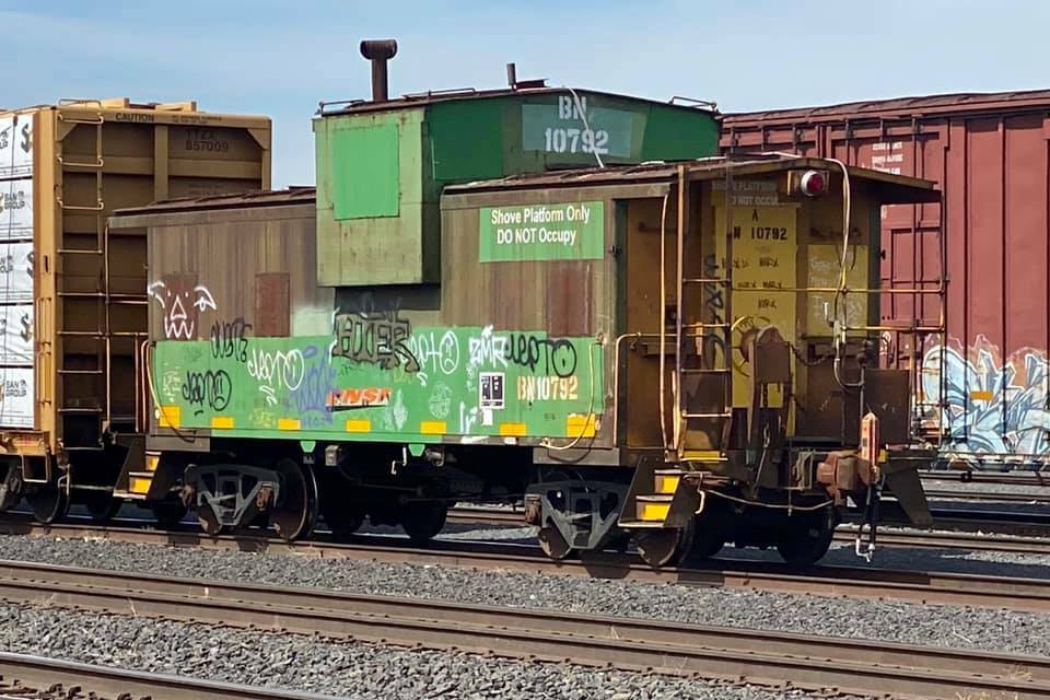 BNSF Hazmat Caboose & Riding Platform HO Scale Decal Set