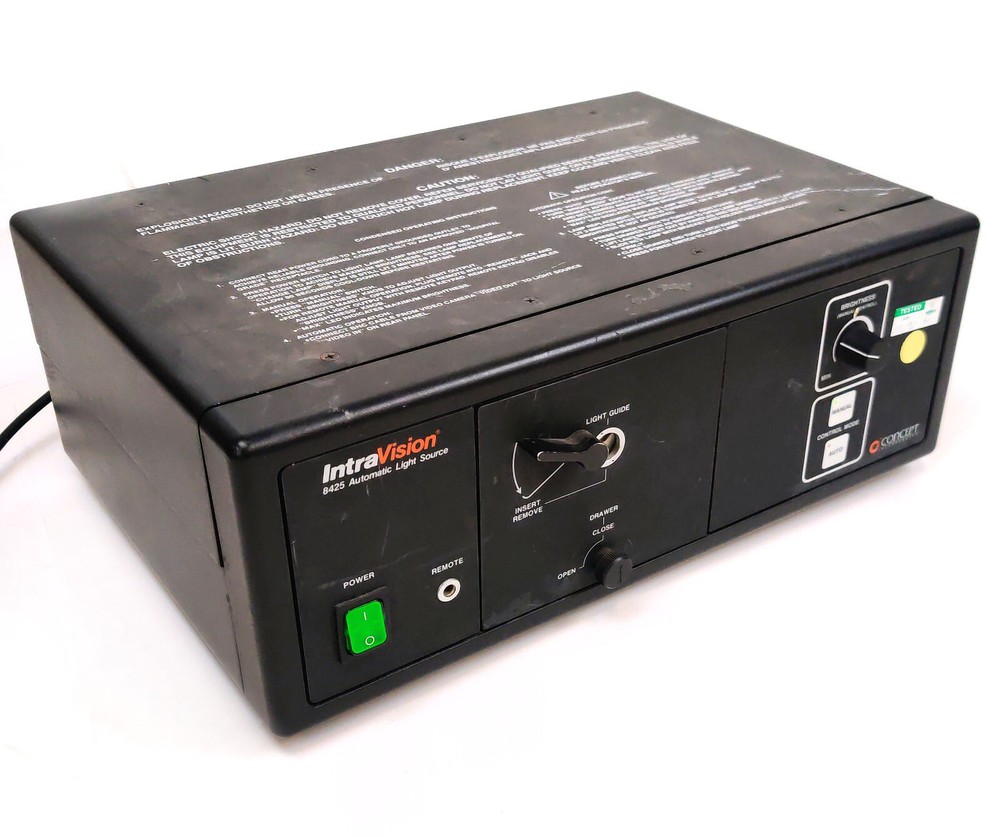 Concept INC IntraVision 8425 Automatic Light Source 75 OHMS 1Vpp 115VAC *TESTED*