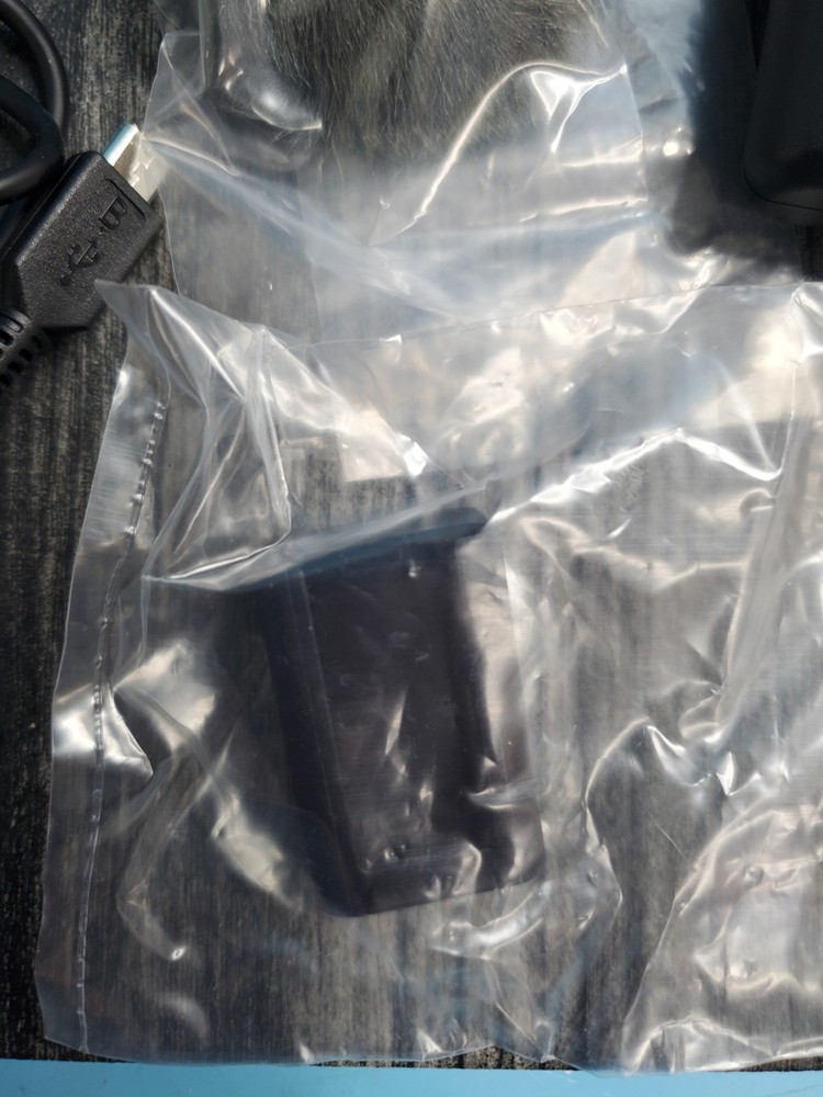 Sony ECM-W2BT Digital Bluetooth Wireless Microphone Vlogger PRO