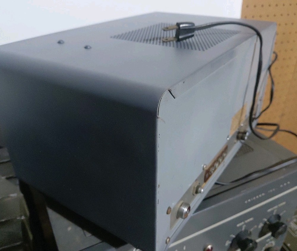 Hallicrafters HT-40 Transmitter Power Up ONLY No Testing Was Done