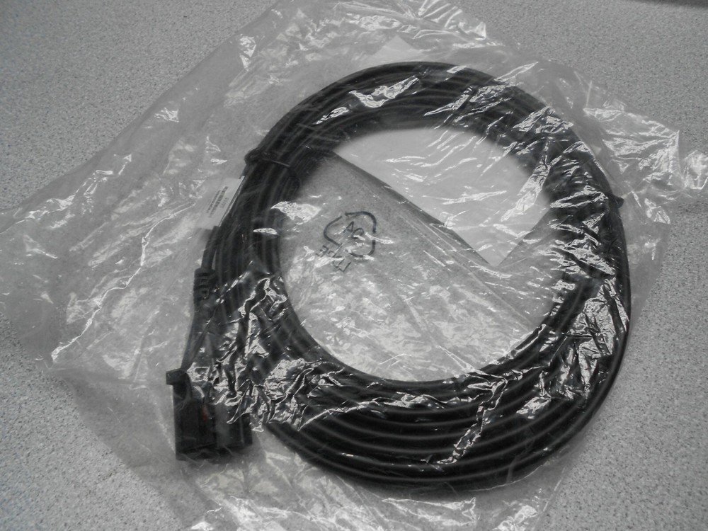 Motorola FKN8598A Cable