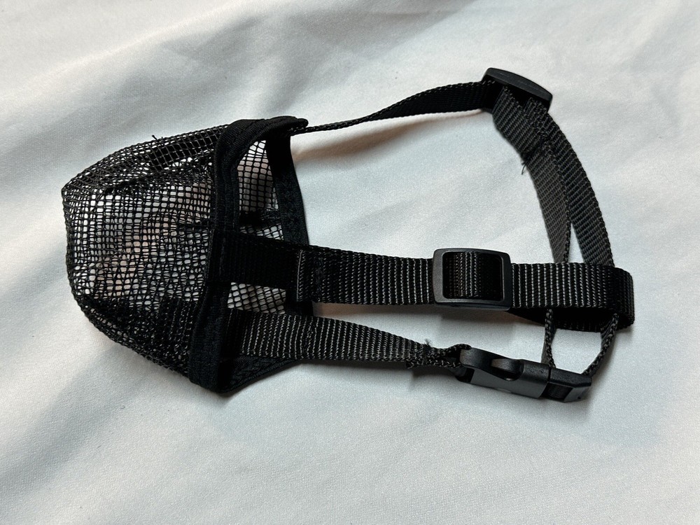 XS Dog Muzzle Breathable Mesh Adjustable Blk Muzzle Allows Panting Drinking New