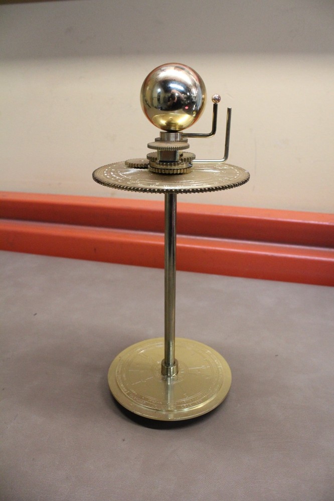 Build A Precision Mechanical Solar System by Eaglemoss constructed 1-14 READ