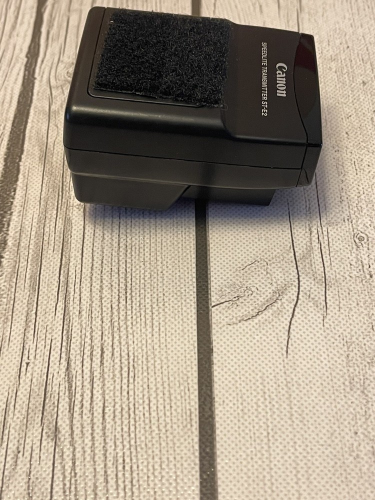 Canon ST-E2 Speedlite Transmitter - Good Condition