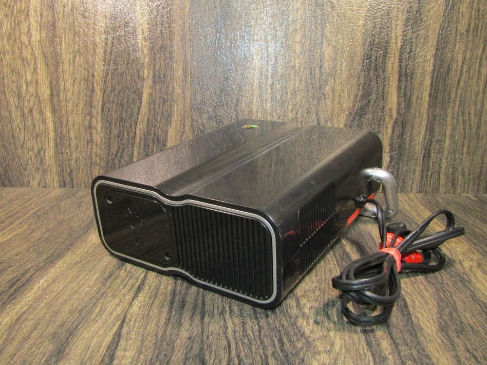 Discovery Merch Source Wonderwall Projector-DX Small Blackpro Model # 1637401