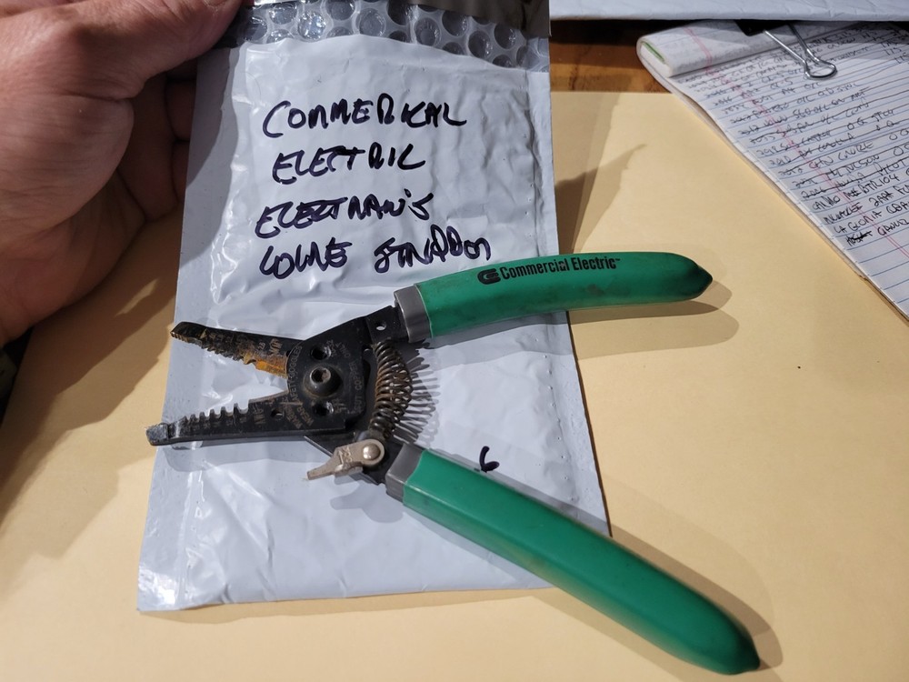 COMMERCIAL ELECTRIC - ELECTRIAN'S WIRE STRIPPER-    NICE SHAPE