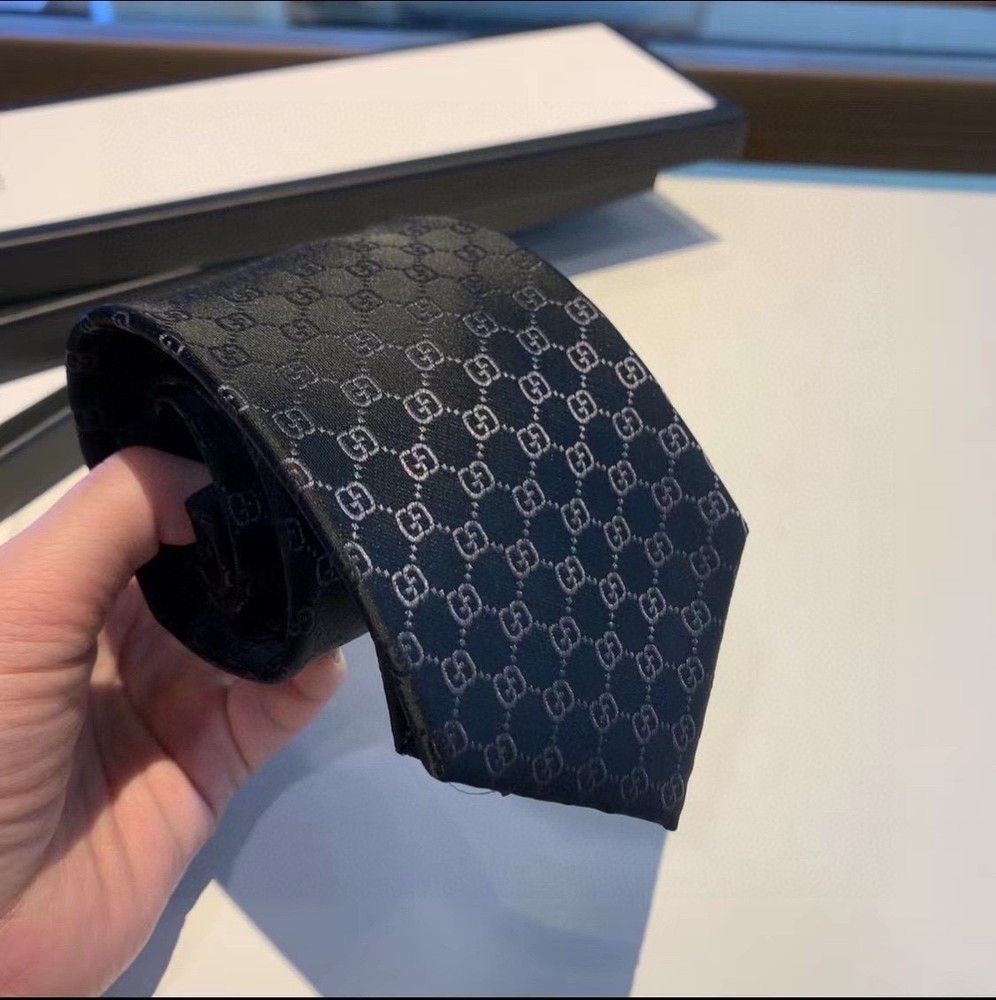 Black Gucci GG Pattern 100% Silk Tie With Box
