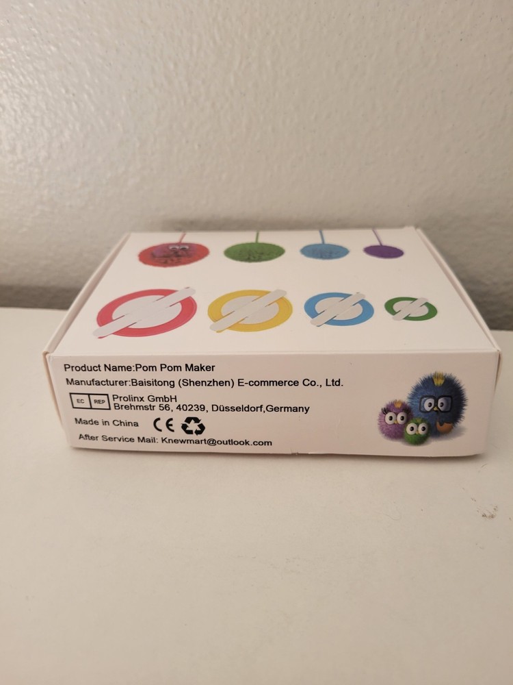 Set A Four Pom-Pom Makers, Tiny Small Medium Large Open Box Complete