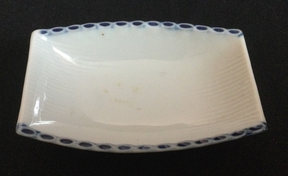 Rectangular White Open Salt Cellar w/Painted Edges - 3 1/4" x 2 1/4"