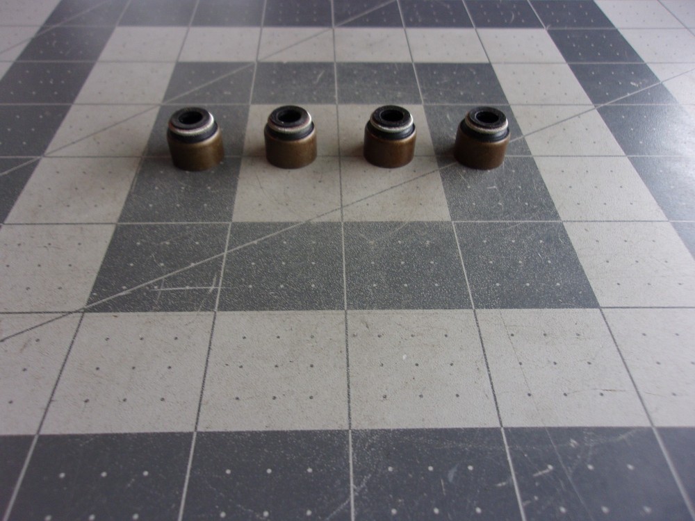 McCord 11-4192 (4) Valve Stem Seals