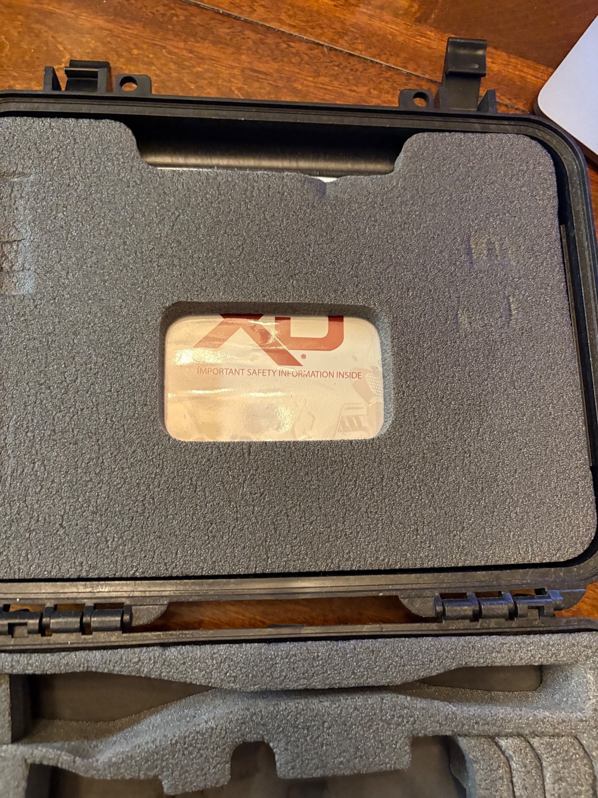 Springfield XDS9/XDS/40/XDS Black Pistol & 2 Magazine OEM Hard Lockable Gun Case