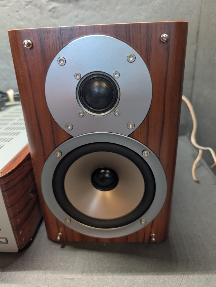 TEAC CD RECEIVER CR-H220 + Speakers TESTED WORKING