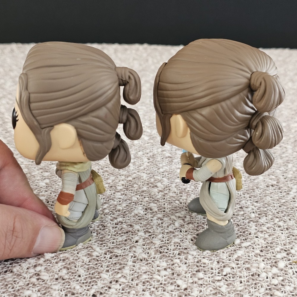 2 Funko Pop Star Wars Bobblehead Rey