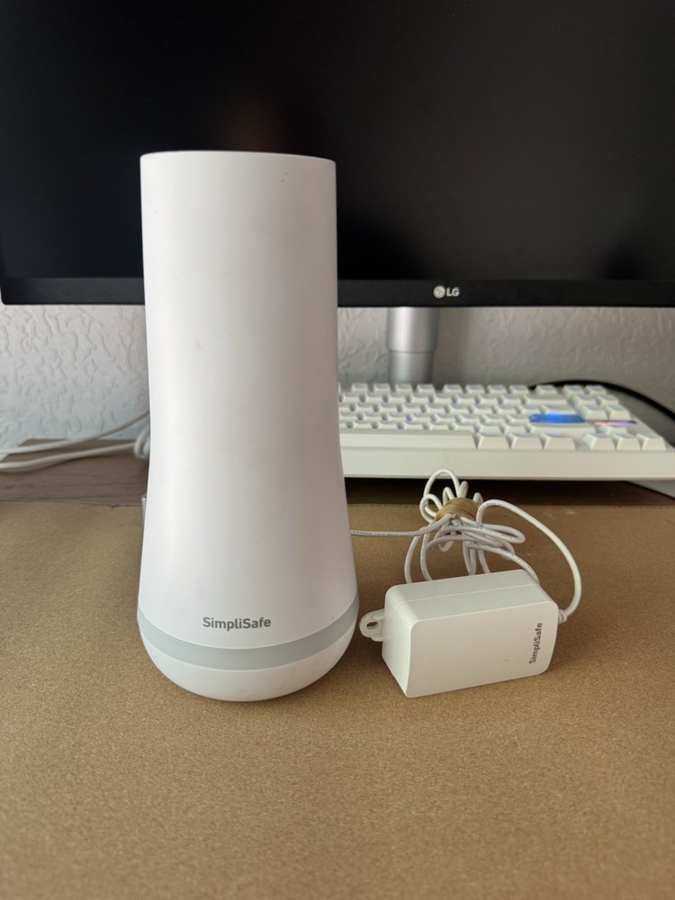 SimpliSafe SSBS3 Wireless Indoor White Base Station with Power Adapter