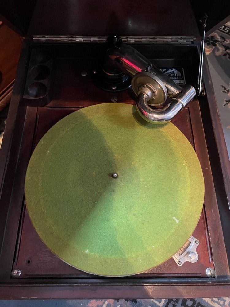 1912 Victrola Talking Machine Table Top Record Player Mahogany VV-IX