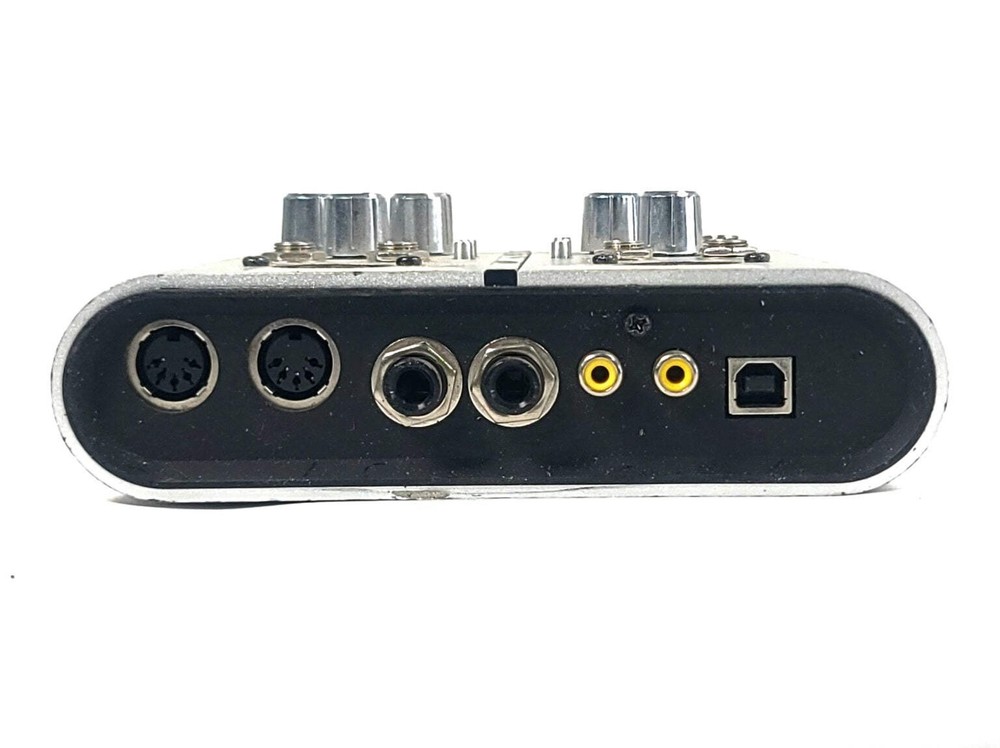 Alesis iO2 USB Audio Interface (C2018-481)