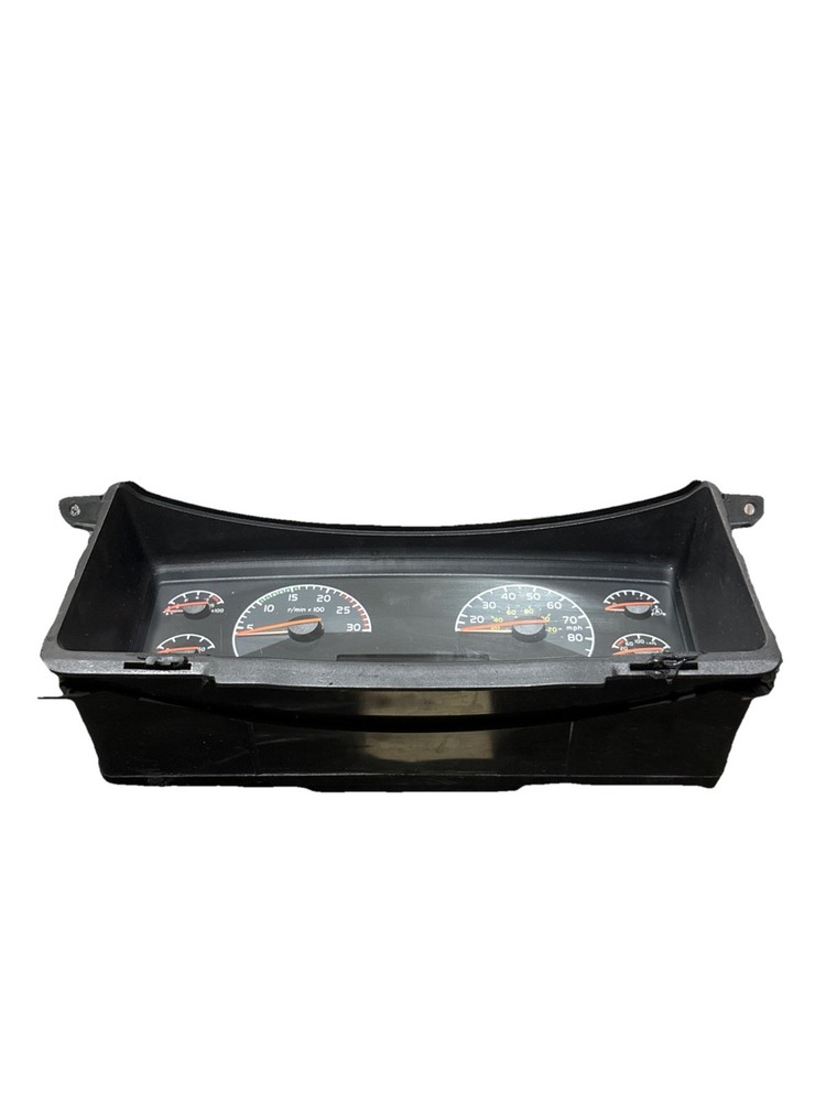 Volvo VNL Speedometer Instrument Cluster Missing P/N