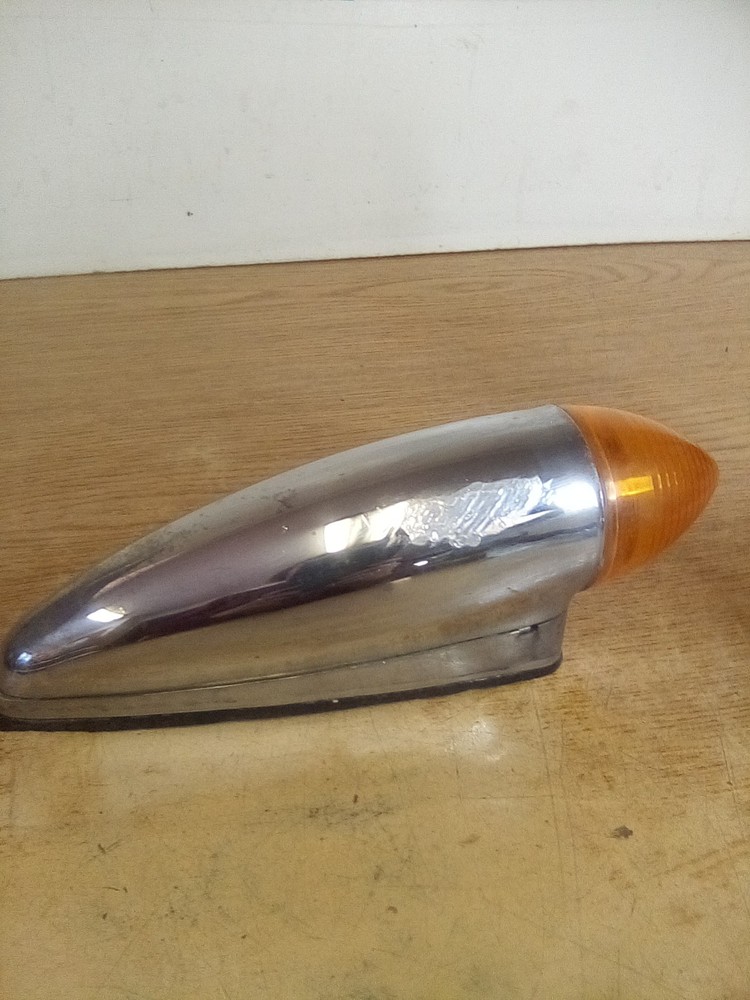 Mack 38M055M Torpedo Bullet Marker Light