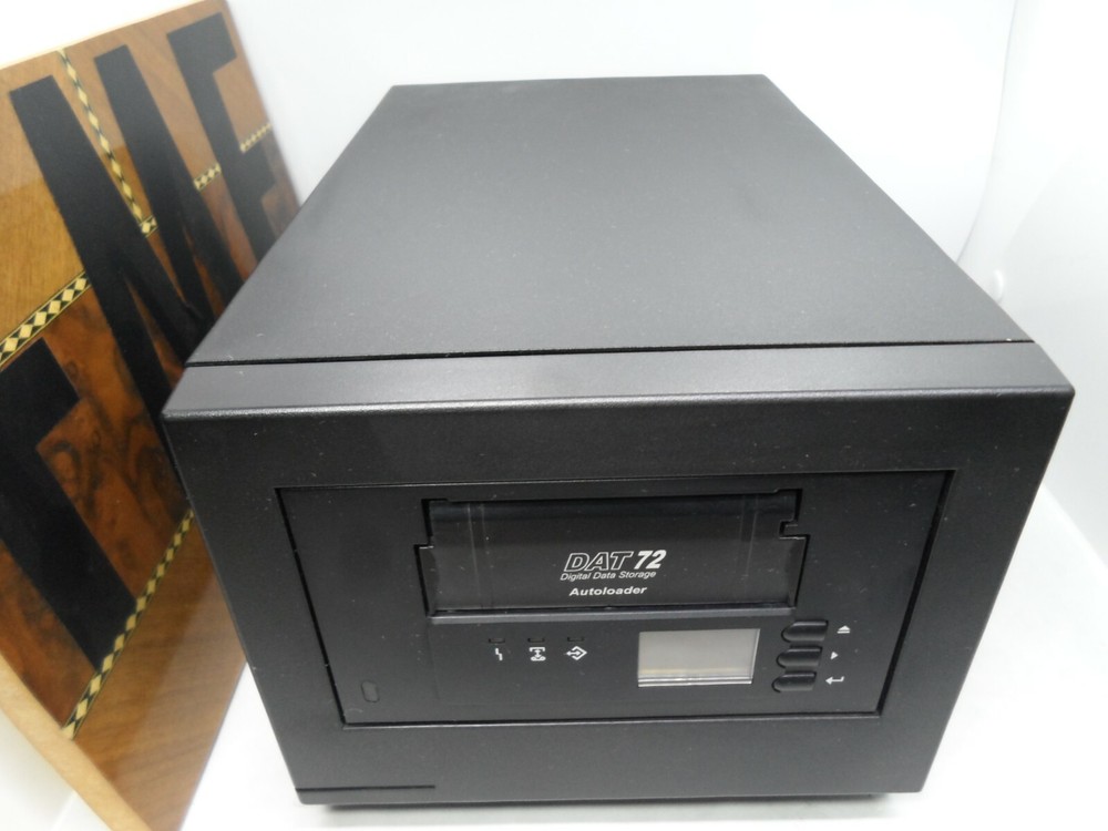 Quantum DDS5 DAT72 72/6 External Autoloader Drive CDL432LWEF TD8200-801