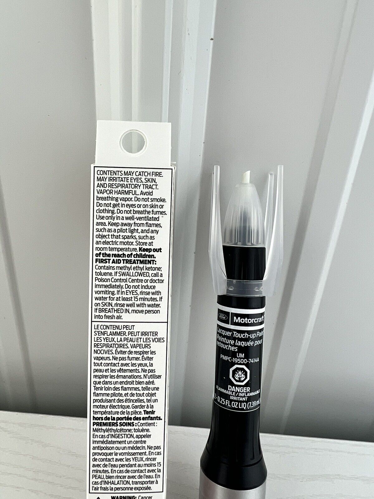 Genuine Ford Motorcraft Touch Up Paint Bottle Agate Black UM 7414A & Clear Coat