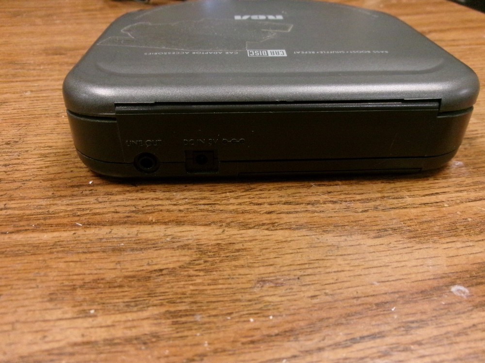 Vintage RCA Portable CD Player