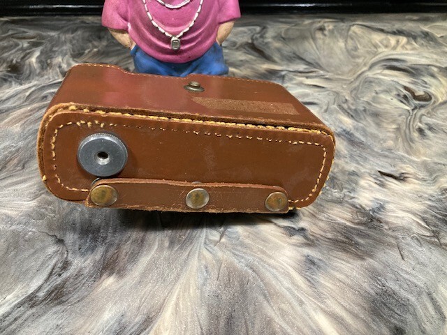VINTAGE ARGUS C3 RANGE FINDER CAMERA WITH PARTIAL LEATHER CASE