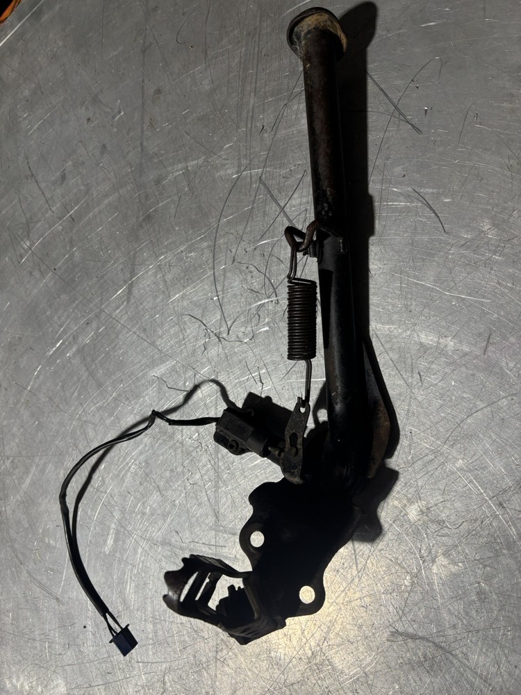 WR 125 SIDE STAND & MOUNT