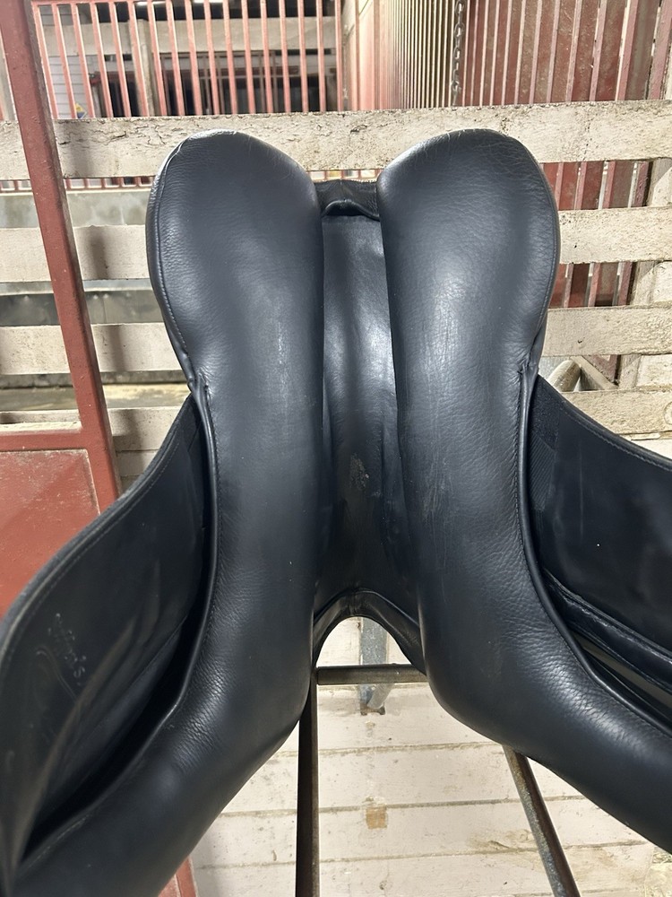 Custom Saddlery Steffens Saddle