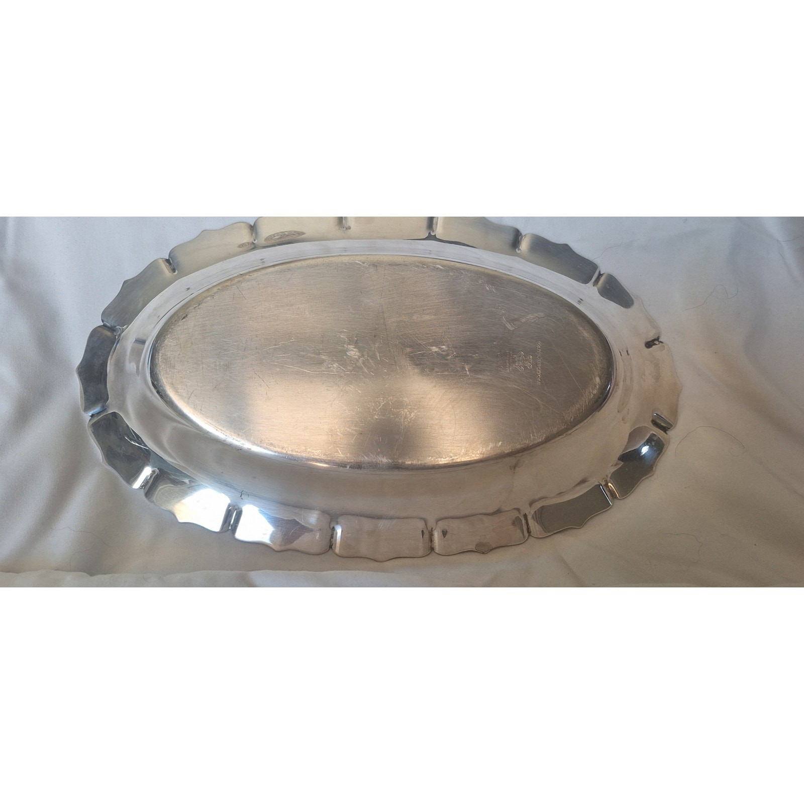 Vintage International Silver Co Early American 2360 Oval Serving Bowl 11" x 7"