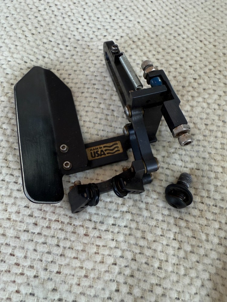 Dual Roller Overdraw Archery Rest