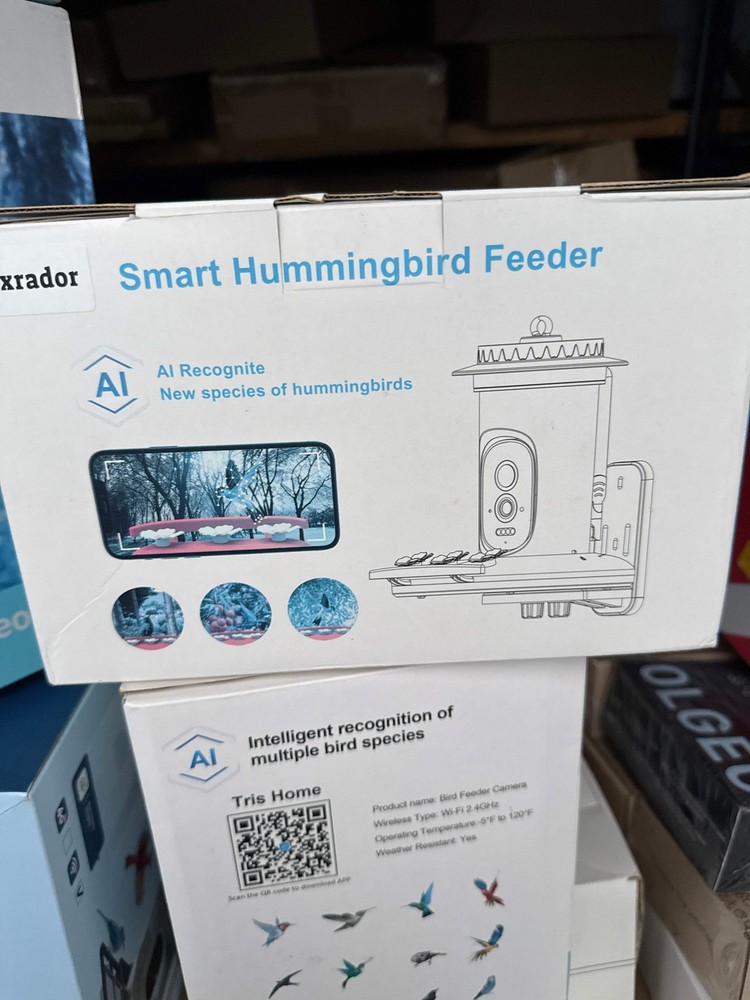 Vixrador smart hummingbird feeder combines advanced technology with practical de
