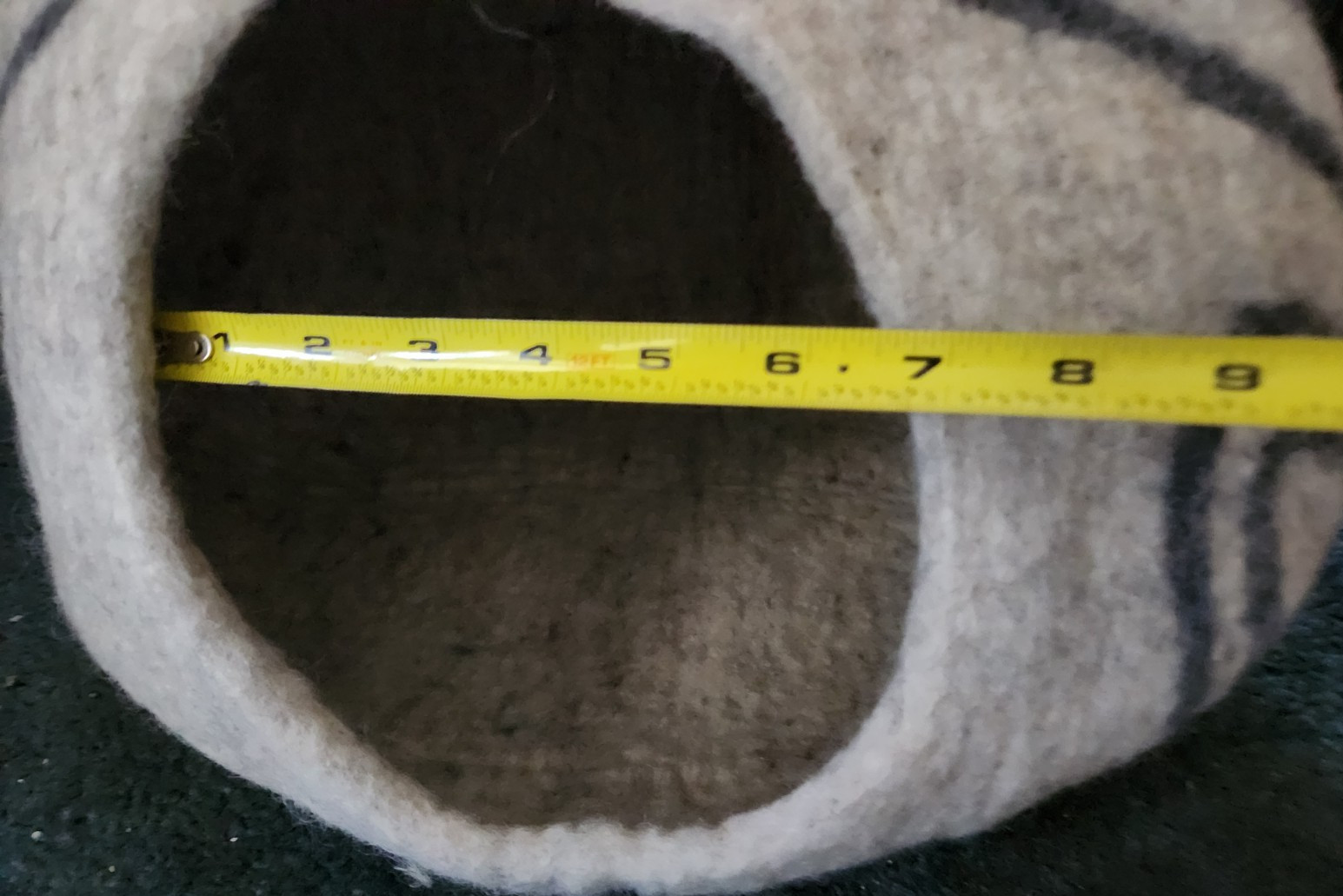 Cat Cave Premium Felt Cat Bed for Indoor Cats, Handmade 100% Merino Wool, Medium