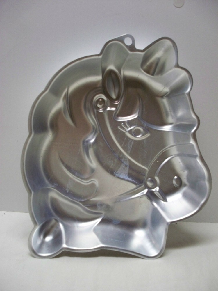 Wilton Horse Head Cake Pan Mold