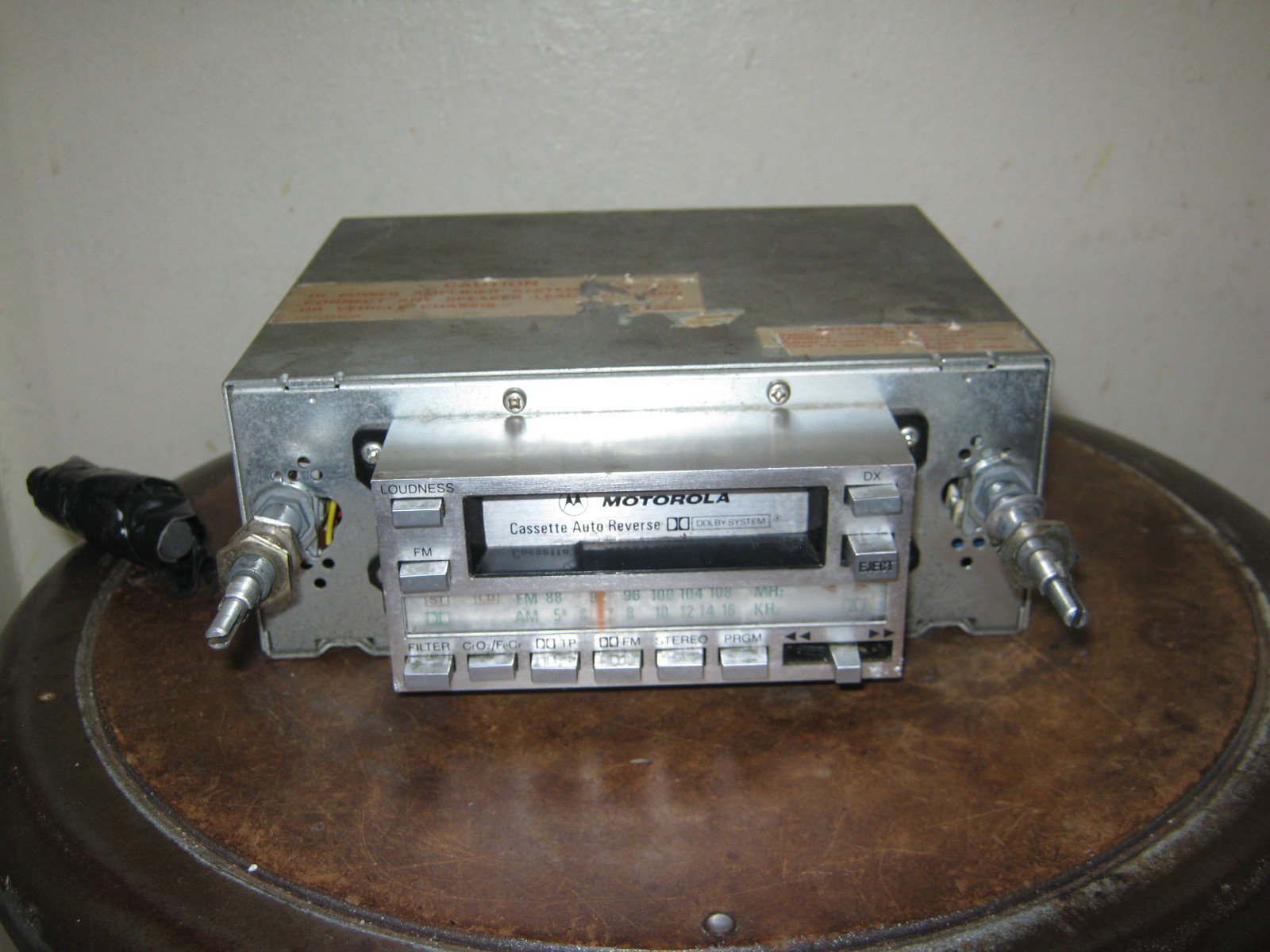 Motorola  Car Stereo am fm Cassette  TC894AX AM FM vintage old school with box