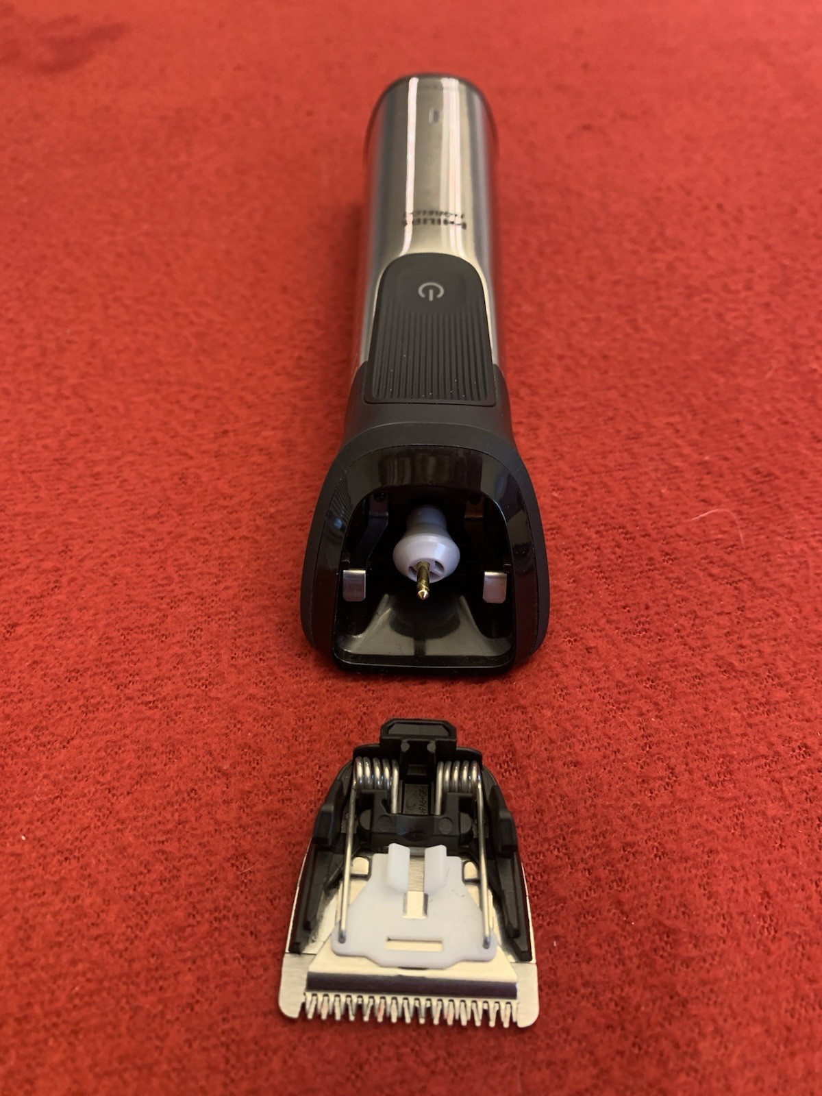 Philips Norelco Multigroom 7000, 19pc Grooming Kit w/ Trimmer MG7910/49 -NEW #p3